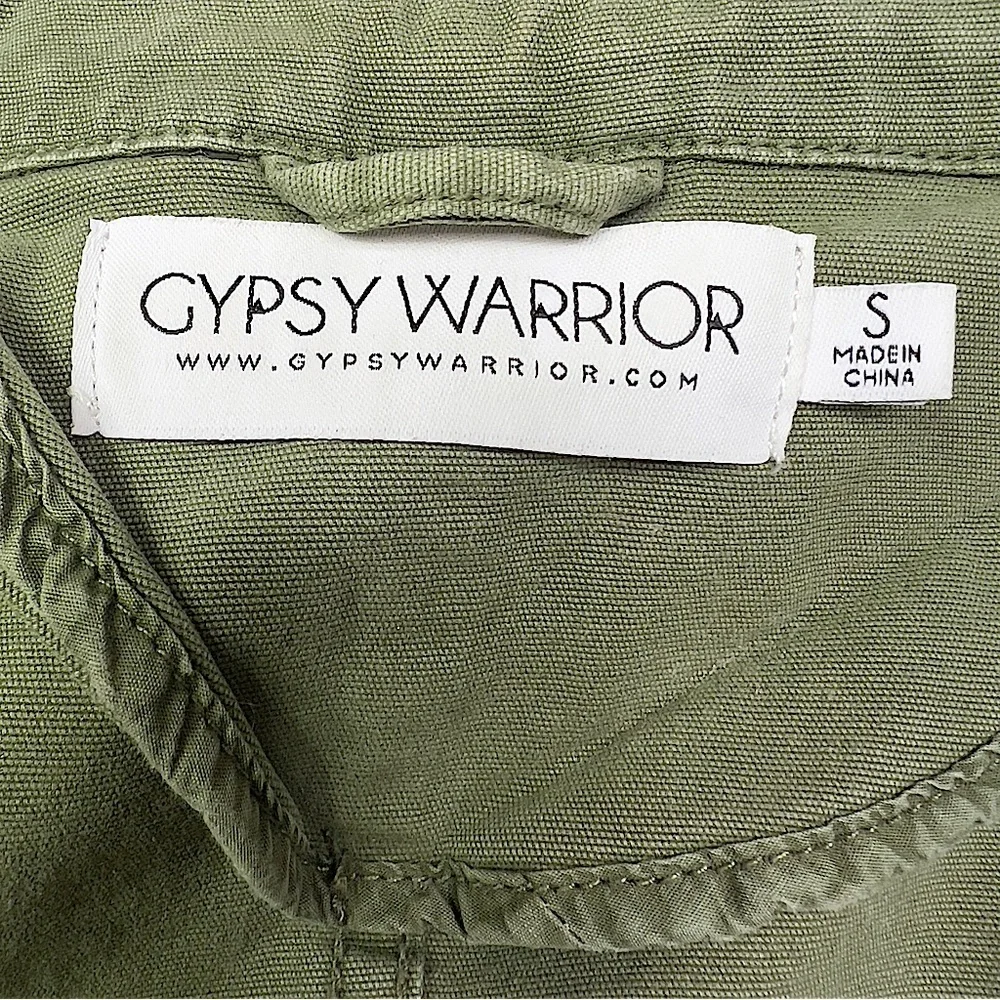 GYPSY WARRIOR Olive Green Utility Jacket – Heart & Daggers Graphic - Size Small